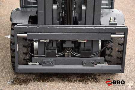 Carretilla elevadora diésel 2022  Linde H35D-01 1202 Triplex Container Spec (13)