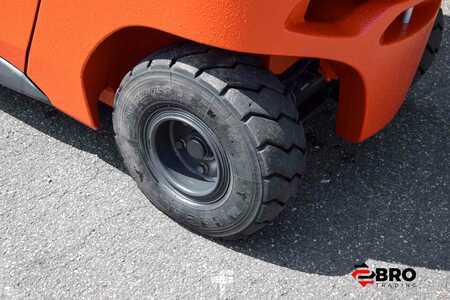 Carretilla elevadora diésel 2021  Linde H35D-01 (5)