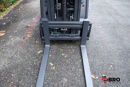 Eléctrica de 3 ruedas 2018  Linde E16-02 EVO triplex (12)