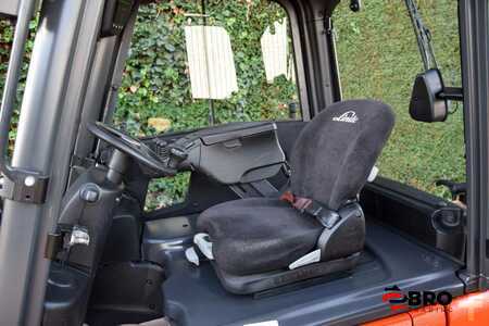 Eléctrica de 4 ruedas 2018  Linde E20PH-02 EVO Triplex (13)