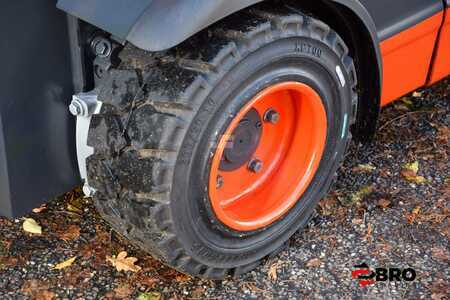 Eléctrica de 4 ruedas 2018  Linde E20PH-02 EVO Triplex (17)