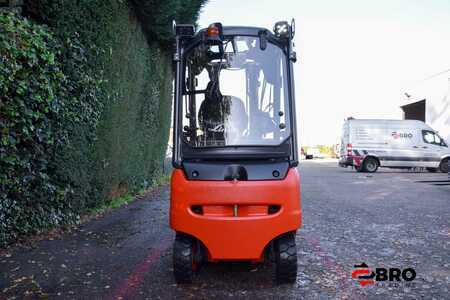 Eléctrica de 4 ruedas 2020  Linde E18PH-02 EVO triplex (6)