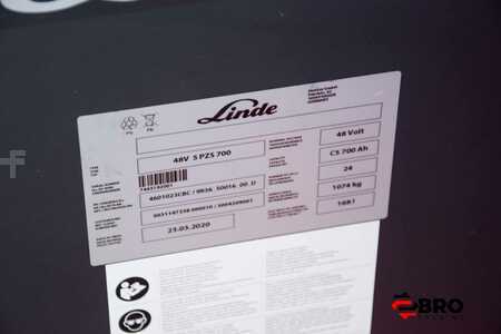 Eléctrica de 4 ruedas 2020  Linde E18PH-02 EVO triplex (8)