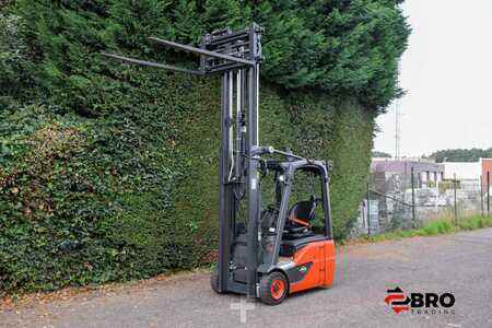 Eléctrica de 3 ruedas 2018  Linde E16C-02 EVO Triplex (6)