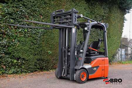 Eléctrica de 3 ruedas 2018  Linde E16C-02 EVO Triplex (7)