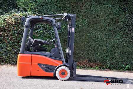 Eléctrica de 3 ruedas 2017  Linde E16C-02 EVO Triplex (4)