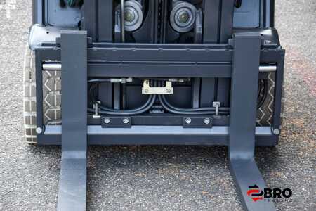 Eléctrica de 3 ruedas 2017  Linde E14-02 EVO Triplex (7)