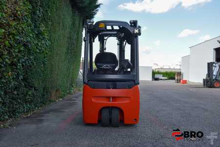 El Truck - 3-hjul  Linde E15-02 EVO Triplex (5)