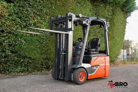 El Truck - 3-hjul  Linde E15-02 EVO Triplex (8)