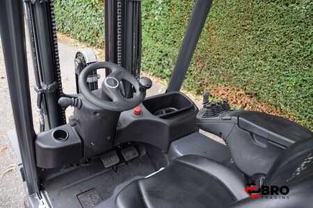 El Truck - 3-hjul  Linde E16-02 EVO Triplex (11)