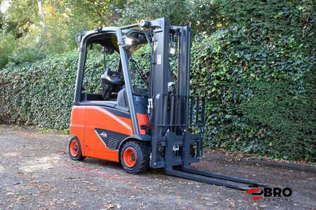 Carrelli elettrici 4 ruote 2020  Linde E18PH-02 EVO triplex (6)