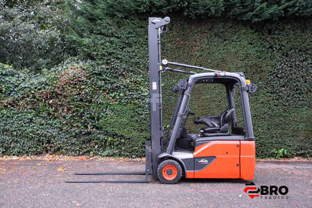 El Truck - 3-hjul  Linde E16-02 EVO triplex (23)