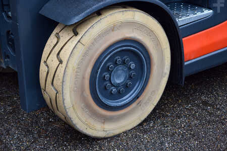 Carrelli elettrici 4 ruote 2023  Linde X35-01 Triplex 52.8 kWh Li-ion (17)