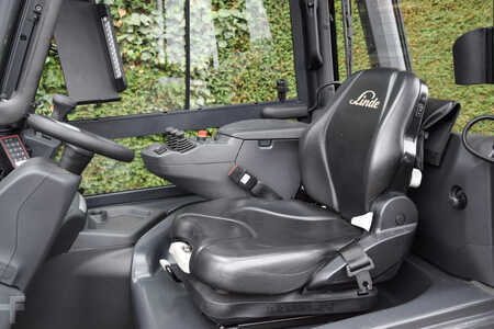 Carrelli elettrici 4 ruote 2023  Linde X35-01 Triplex 52.8 kWh Li-ion (21)