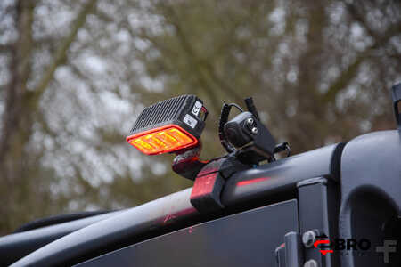 Chariots électriques à 4 roues 2020  Linde E25-01 Li-ion Triplex (18)