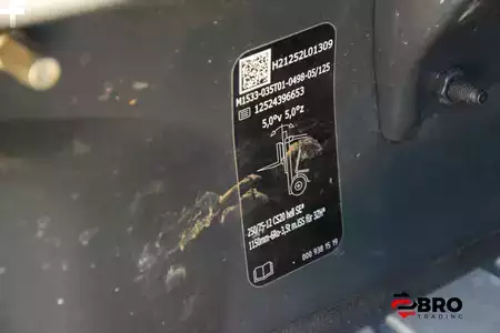 Chariots électriques à 4 roues 2022  Linde X30-01 Li ion 5 Hydr. valves (10)