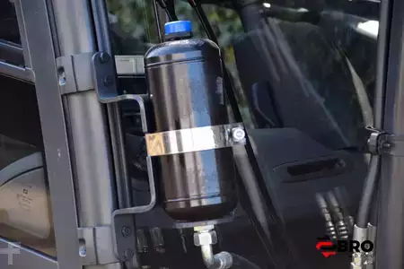 Chariots électriques à 4 roues 2022  Linde X30-01 Li ion 5 Hydr. valves (3)