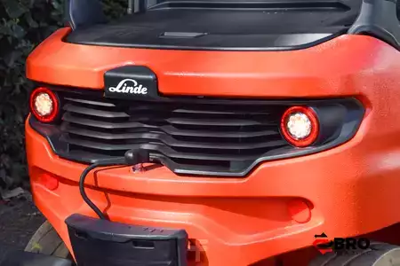 Chariots électriques à 4 roues 2022  Linde X30-01 Li ion 5 Hydr. valves (7)