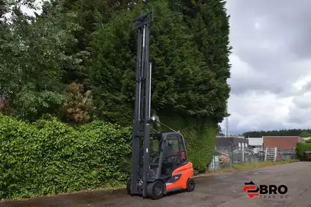Empilhador a gás 2021  Linde H35T-01 Triplex (22)