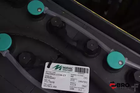 Wózki widłowy boczny 2023  Combilift MR4 2500KG DYNAMIC 360° (9)