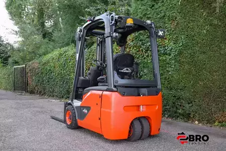 Elektro tříkolové VZV 2018  Linde E15-02 EVO Triplex (19)