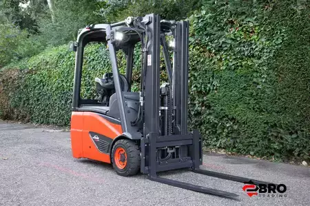 Elektro tříkolové VZV 2018  Linde E15-02 EVO Triplex (2)