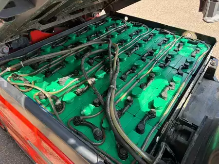 Elektro čtyřkolový VZV 2020  Linde E35L Container (12)