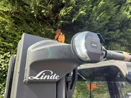 Elektro čtyřkolový VZV 2020  Linde E35L Container (7)
