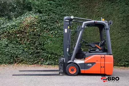 Sähkö - 3 pyör 2018  Linde E16C-02 (15)