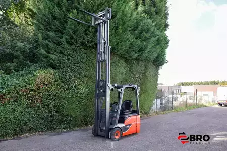 Elektrisk- 3 hjul 2018  Linde E15-02 (6)
