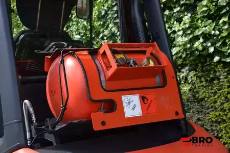 Gázüzemű targonca 2021  Linde H35T-01 (4)