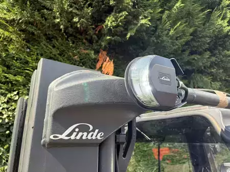 Elektrisk- 4 hjul 2020  Linde E35 L (8)