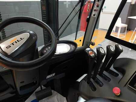 Carrelli elettrici 4 ruote 2015  Still RX 60-30 (3)