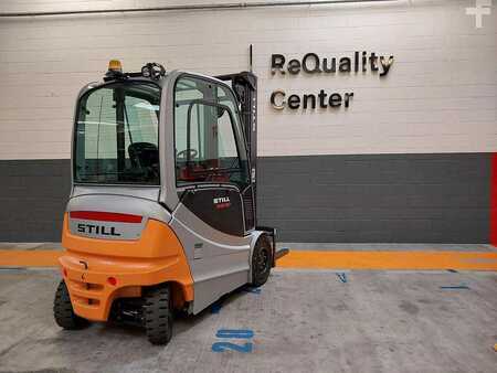Carrelli elettrici 4 ruote 2015  Still RX60-30 (2)