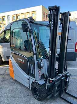 Carrelli elettrici 3 ruote 2016  Still RX20-20 (2)