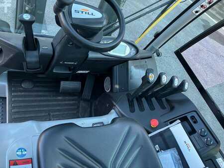 Carrelli elettrici 3 ruote 2016  Still RX20-20 (4)