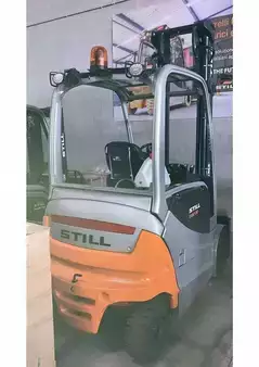 Carrelli elettrici 4 ruote 2018  Still RX60-30 (1)
