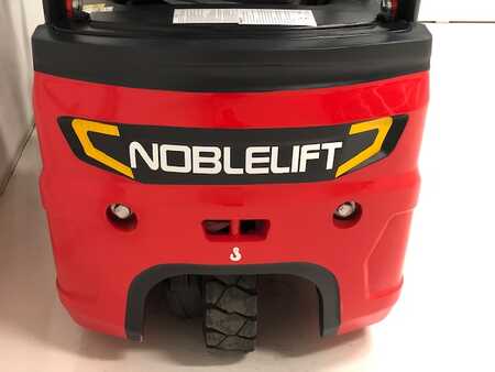 Eléctrica de 3 ruedas - Noblelift FE3R16N (6)