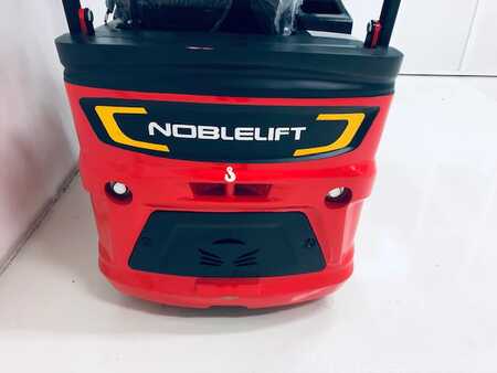 Eléctrica de 3 ruedas - Noblelift FE3R12N (6)