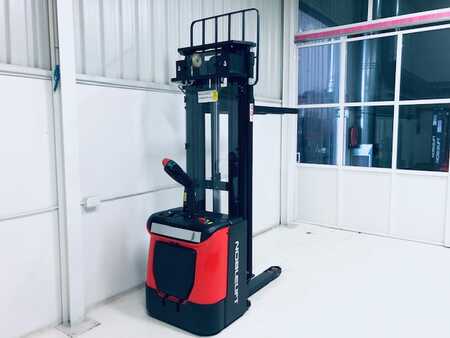 Stackers Stand-on 2022  Noblelift PS16N (10)