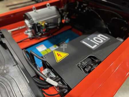 Eléctrica de 4 ruedas 2025  Noblelift FE4P50Q (14)