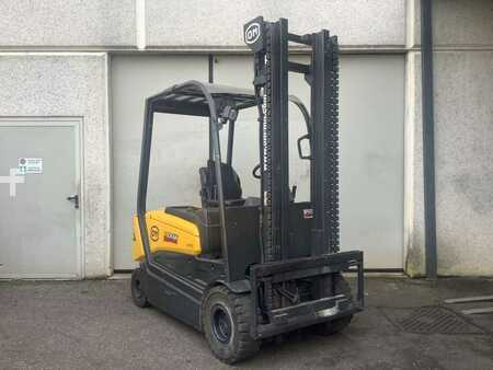 El truck - 4 hjulet 2008  OM XE 30 (1)