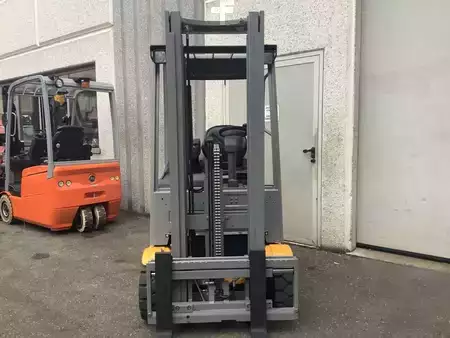 Elektro tříkolové VZV 2019  Jungheinrich EFG 213 (4)