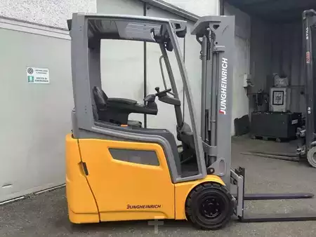 Elektro tříkolové VZV 2019  Jungheinrich EFG 213 (5)