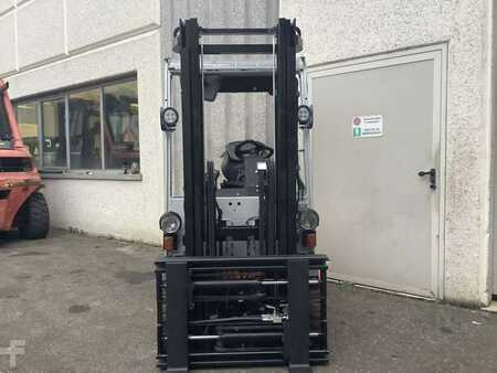 Elektrisk- 3 hjul 2015  BT C3E160 (4)