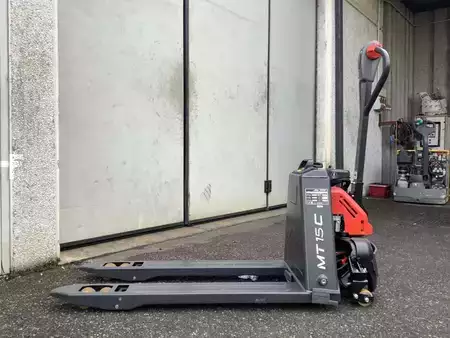 Elektrische palletwagens 2025  Linde MT15C (3)