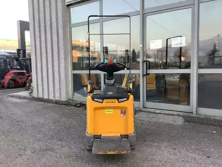 VZV s plošinou pro řidiče 2022  Jungheinrich ERE 120 (3)