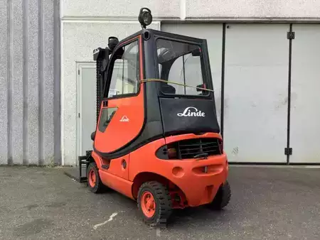 Carrelli elevatori diesel  Linde H16D-03 (2)