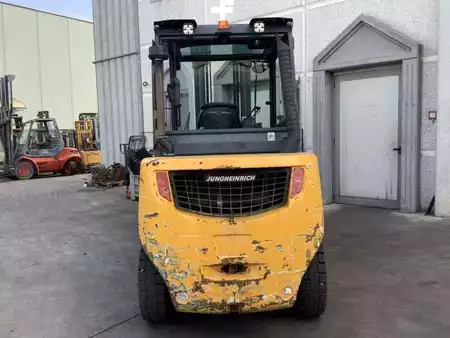Carrelli elevatori diesel 2013  Jungheinrich DFG 550 S (5)