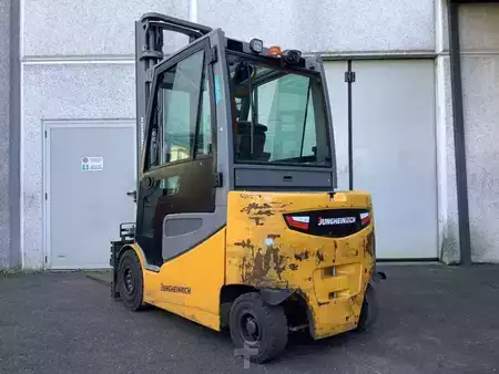 Carrelli elettrici 4 ruote  Jungheinrich EFG 425 (2)